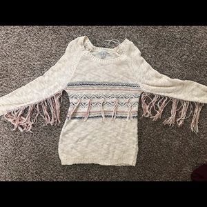Fun fringe sweater!!!! Size small